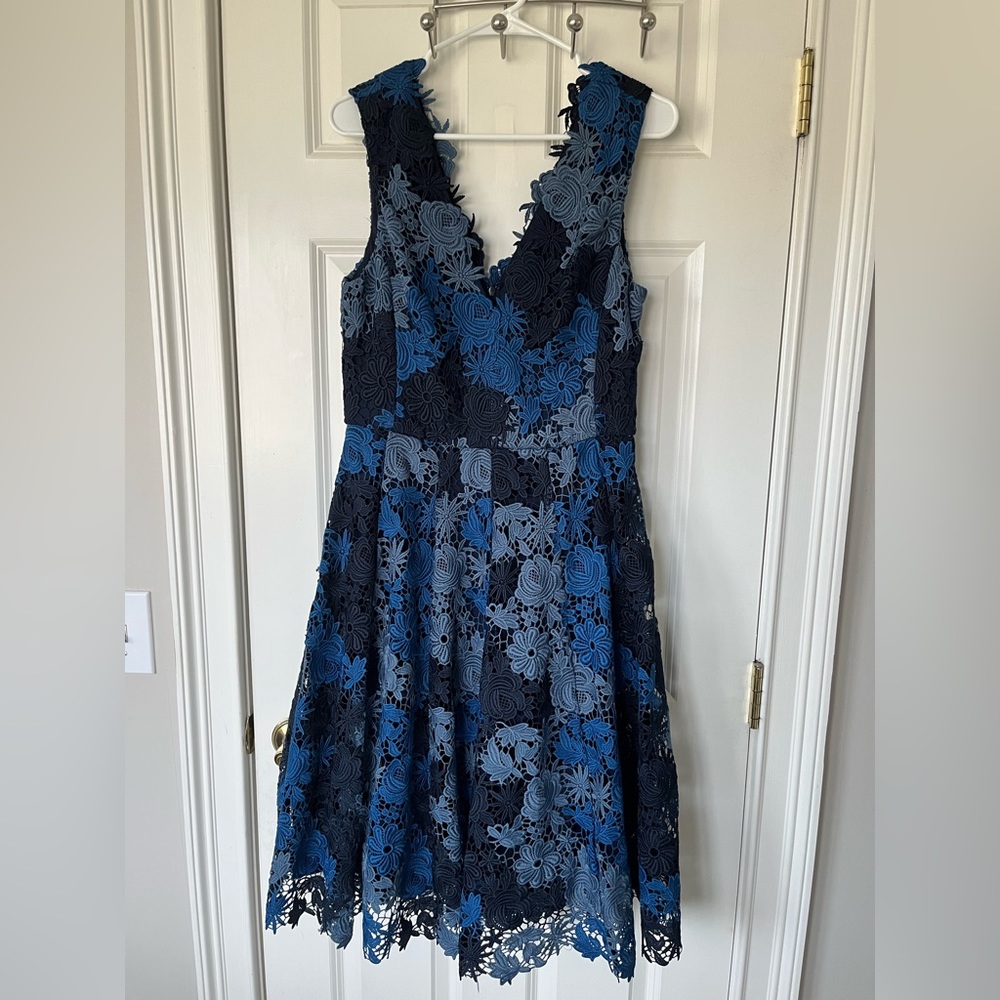 Vera Wang Dress size 14 tri-colored blue